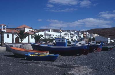Fischerboote am Strand von La Lajita - Fuerteventura