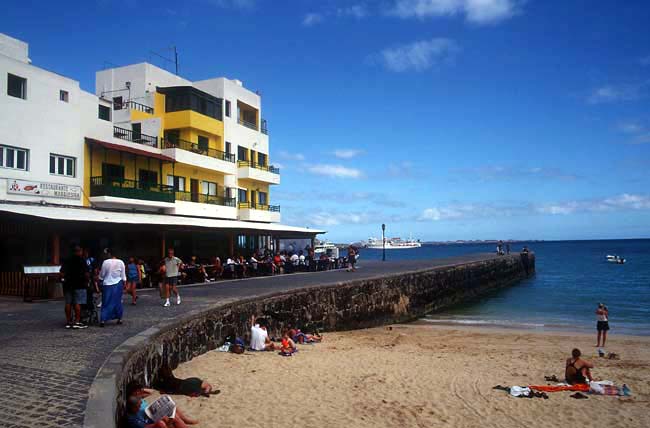 Strand nahe des Ortszentrums von Corralejo - Fuerteventura